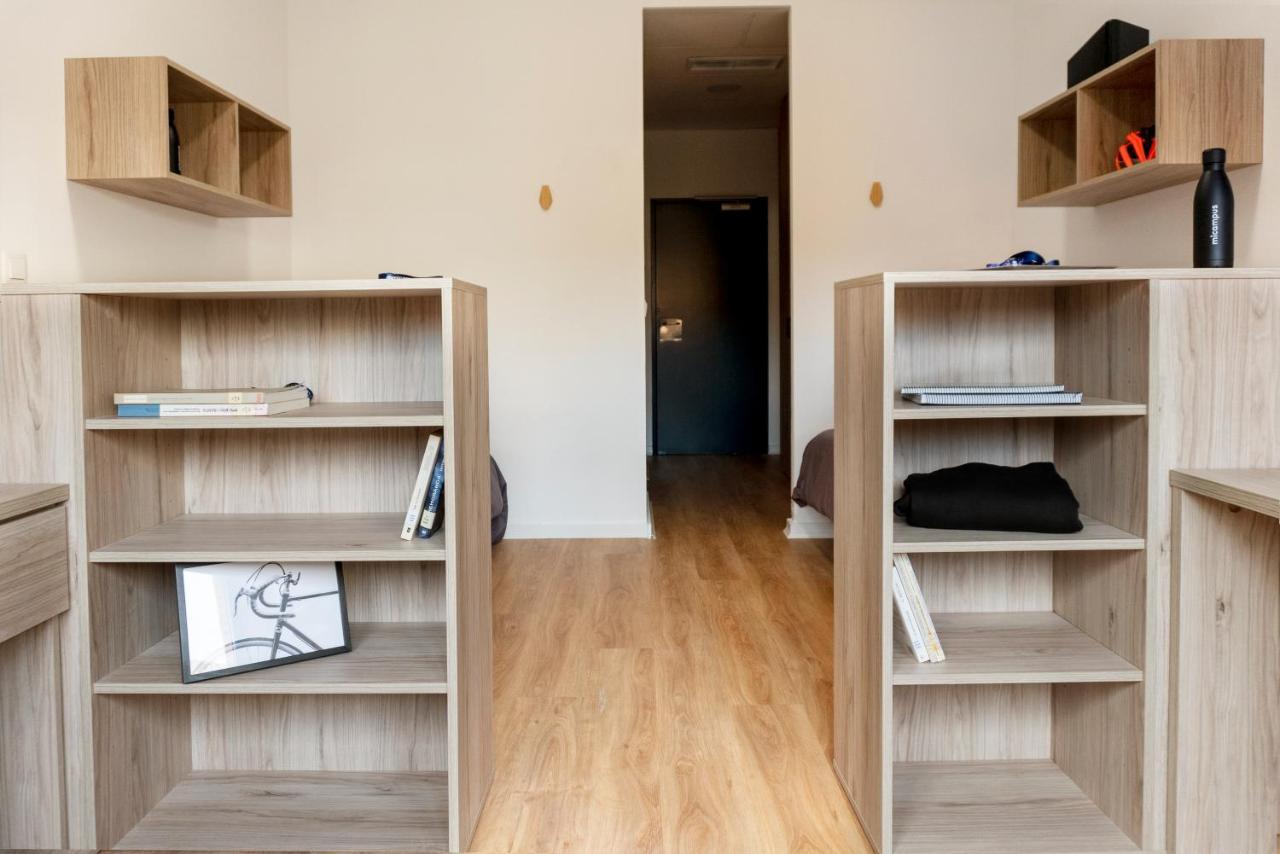 Colegio Mayor Galileo Galilei Apartament *